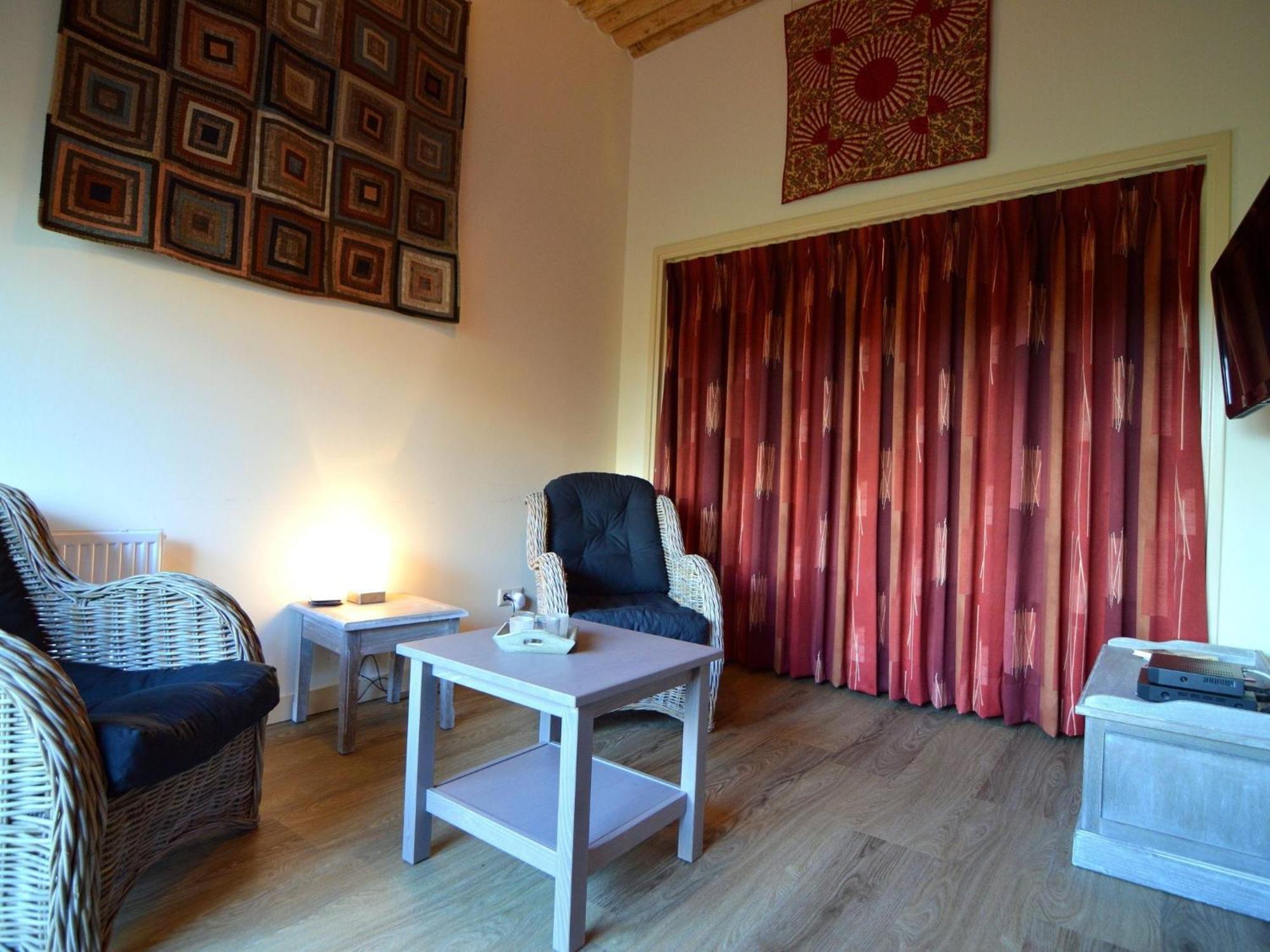 Staying In A Thatched Barn With Bedroom Achterhoek Geesteren  المظهر الخارجي الصورة